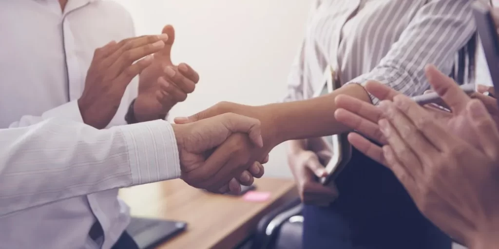 cual-es-la-funcion-de-un-agente-de-compras